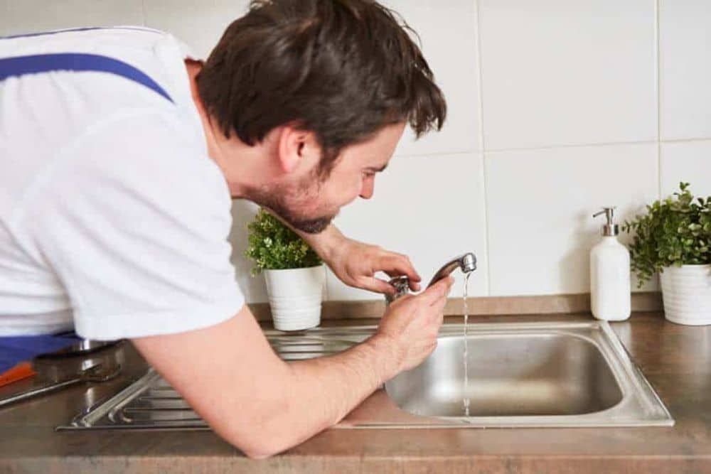 Essential Traits That A Plumber Must Have