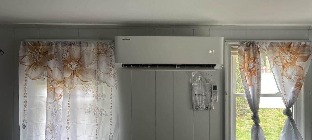 Hisense ductless heat pump installed by Trust 1 in a Massachusetts home