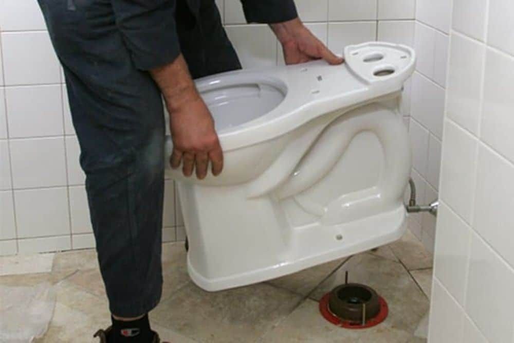 How To Repair And Install A Holbrook Toilet